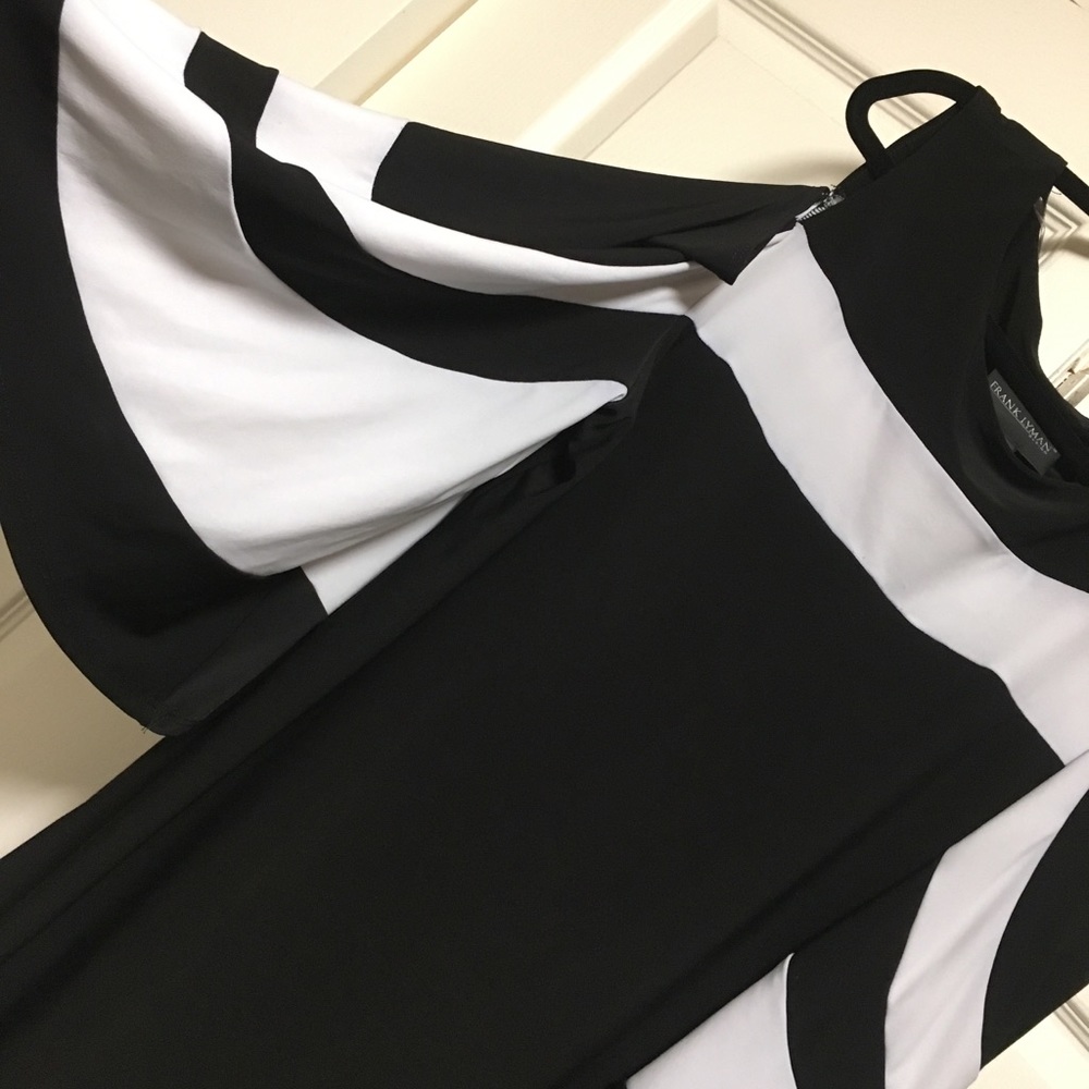 Top - Picture 3 of 4